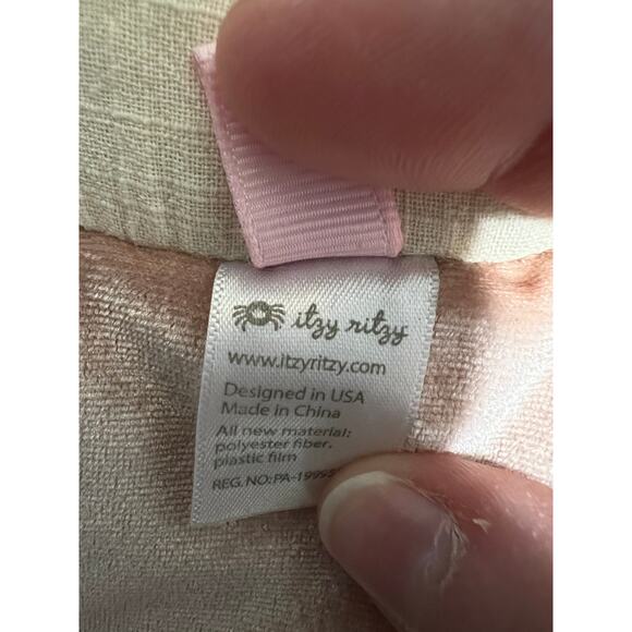 Itzy Ritzy Lovey Teether & Stroller Accessory‎ Lot - Picture 5 of 7